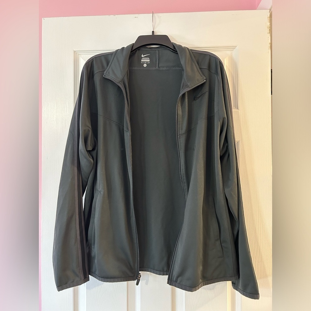 Nike Men’s Large Zip Up Track Jacket​​ - Picture 1 of 6